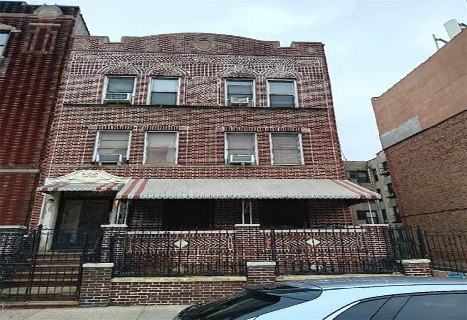 1535 Park Place, Brooklyn, New York 11213, 11 Bedrooms Bedrooms, ,5 BathroomsBathrooms,Residential,For Sale,Park,479590