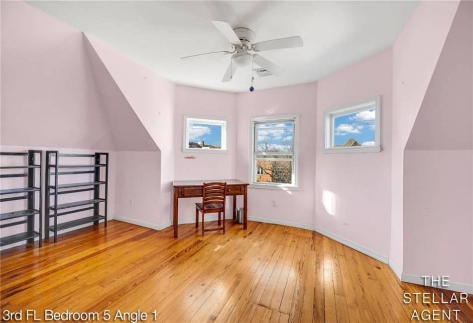 2116 Voorhies Avenue, Brooklyn, New York 11235, 6 Bedrooms Bedrooms, ,3.5 BathroomsBathrooms,Residential,For Sale,Voorhies,480930