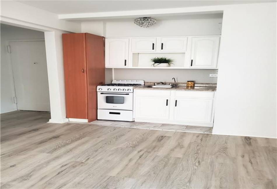 2807 Kings Highway, Brooklyn, New York 11229, 1 Bedroom Bedrooms, ,1 BathroomBathrooms,Residential,For Sale,Kings,486061