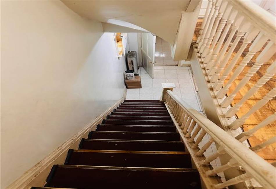 520 34th Street, Brooklyn, New York 11203, 5 Bedrooms Bedrooms, ,3 BathroomsBathrooms,Residential,For Sale,34th,486079