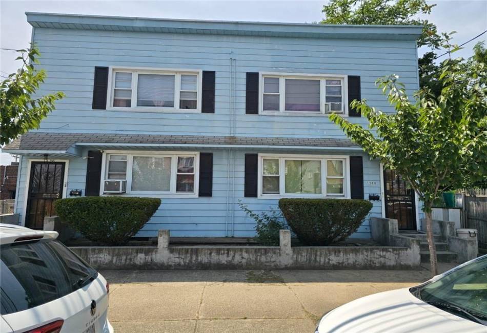 1388 95th Street, Brooklyn, New York 11236, 4 Bedrooms Bedrooms, ,4 BathroomsBathrooms,Residential,For Sale,95th,486173