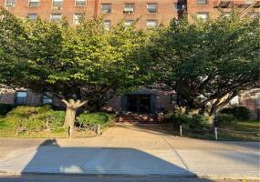 1811 Ocean Parkway, Brooklyn, New York 11223, 2 Bedrooms Bedrooms, ,1 BathroomBathrooms,Residential,For Sale,Ocean,477765