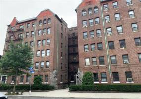 402 Bay Ridge Parkway, Brooklyn, New York 11209, 2 Bedrooms Bedrooms, ,1 BathroomBathrooms,Residential,For Sale,Bay Ridge,486231