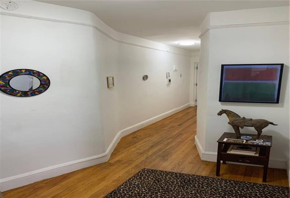 402 Bay Ridge Parkway, Brooklyn, New York 11209, 2 Bedrooms Bedrooms, ,1 BathroomBathrooms,Residential,For Sale,Bay Ridge,486231