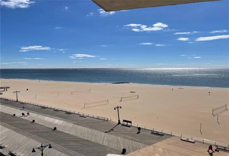 40 Brighton 1st Road, Brooklyn, New York 11235, ,1 BathroomBathrooms,Residential,For Sale,Brighton 1st,486251