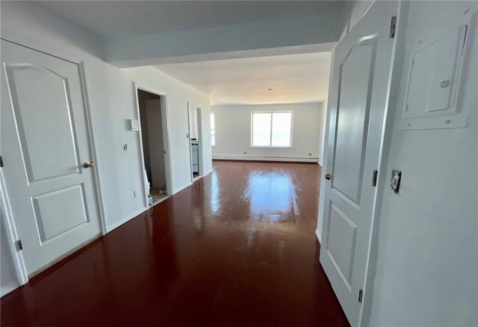 129 Beach 118th Street, Rockaway Park, New York 11694, ,1 BathroomBathrooms,Residential,For Sale,Beach 118th,486262