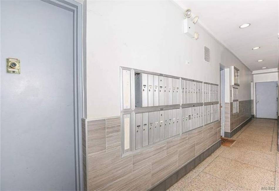 129 Beach 118th Street, Rockaway Park, New York 11694, ,1 BathroomBathrooms,Residential,For Sale,Beach 118th,486262