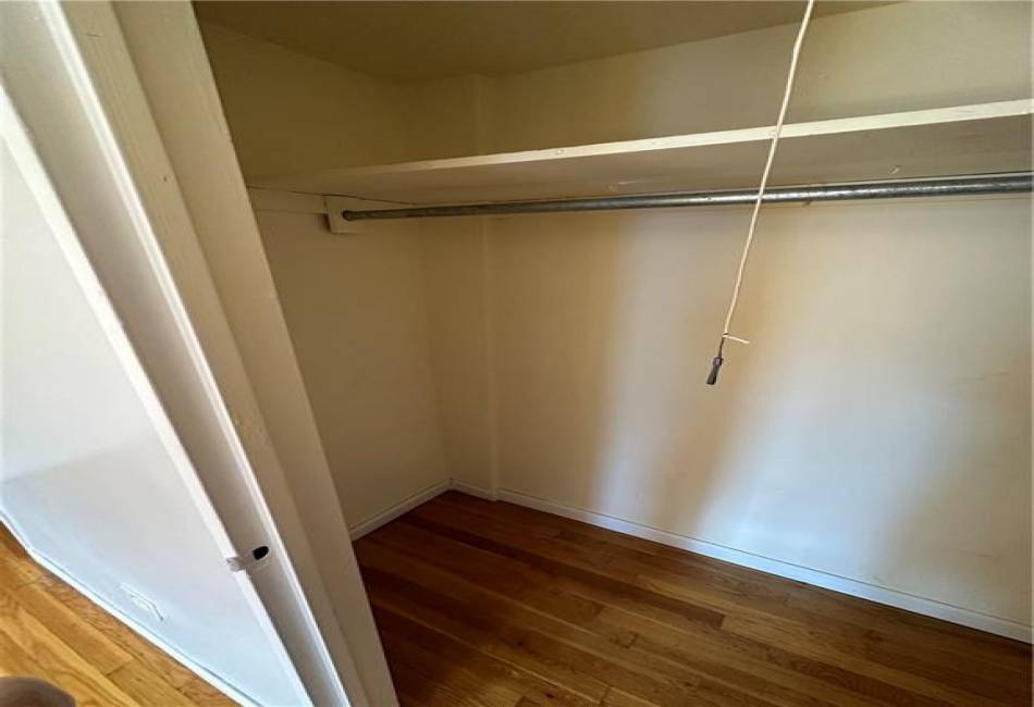 92-30 56th Avenue, Elmhurst, New York 11373, 1 Bedroom Bedrooms, ,1 BathroomBathrooms,Residential,For Sale,56th,486265
