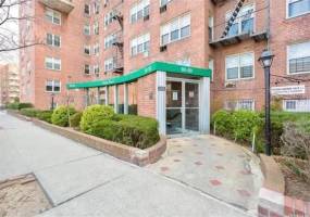 92-30 56th Avenue, Elmhurst, New York 11373, 1 Bedroom Bedrooms, ,1 BathroomBathrooms,Residential,For Sale,56th,486265