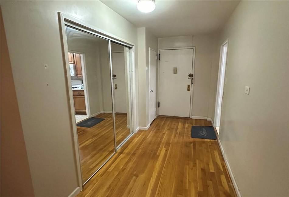 92-30 56th Avenue, Elmhurst, New York 11373, 1 Bedroom Bedrooms, ,1 BathroomBathrooms,Residential,For Sale,56th,486265