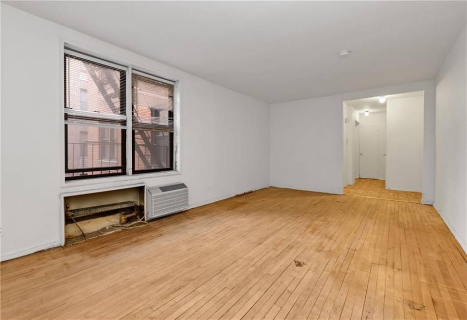 1213 Avenue Z, Brooklyn, New York 11235, ,1 BathroomBathrooms,Residential,For Sale,Avenue Z,486319