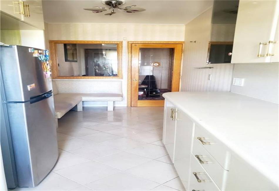2375 Ocean Avenue, Brooklyn, New York 11229, 1 Bedroom Bedrooms, ,1 BathroomBathrooms,Residential,For Sale,Ocean,486325