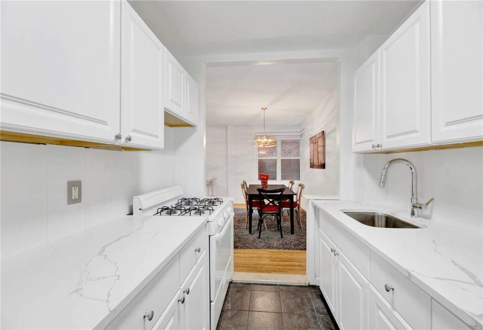 9411 Shore Road, Brooklyn, New York 11209, 1 Bedroom Bedrooms, ,1 BathroomBathrooms,Residential,For Sale,Shore,486378