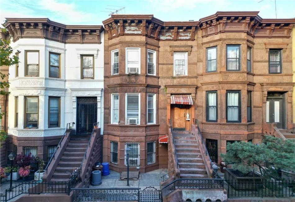 429 58th Street, Brooklyn, New York 11220, 10 Bedrooms Bedrooms, ,Residential,For Sale,58th,486409