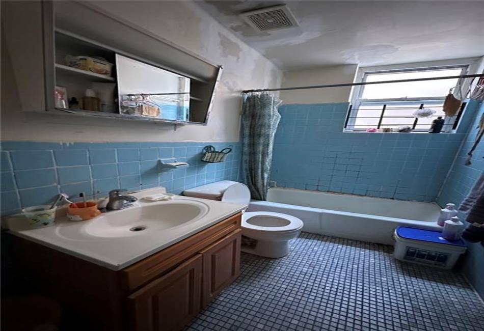 1418 66th Street, Brooklyn, New York 11204, 11 Bedrooms Bedrooms, ,6 BathroomsBathrooms,Residential,For Sale,66th,486474