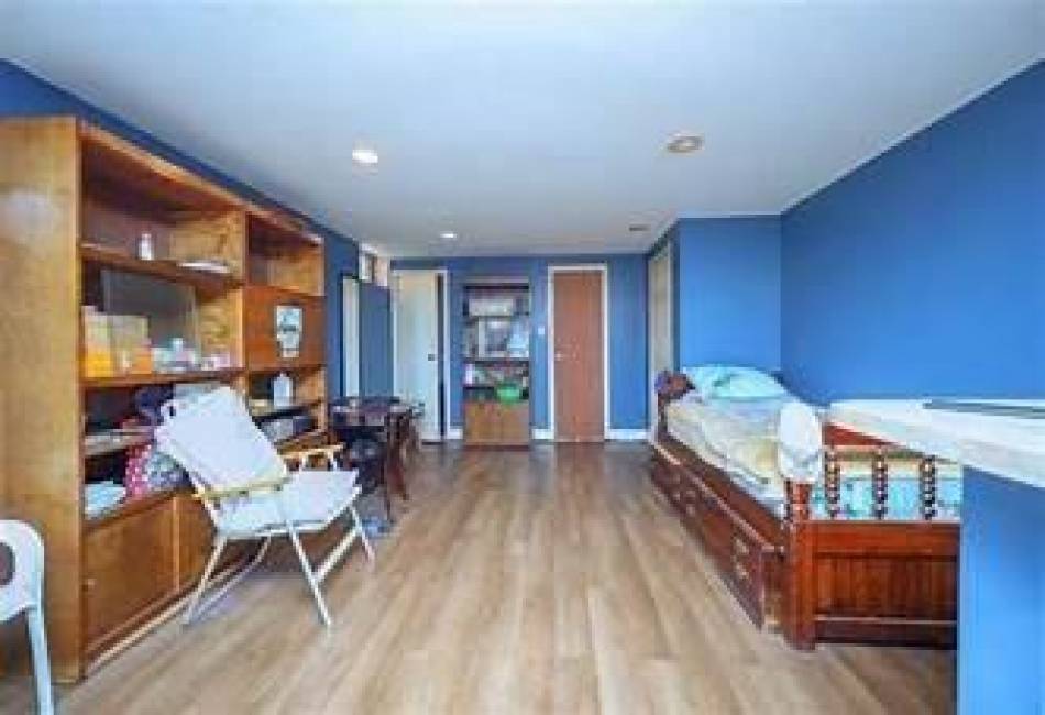 2326 85th Street, Brooklyn, New York 11214, 3 Bedrooms Bedrooms, ,1 BathroomBathrooms,Residential,For Sale,85th,486364