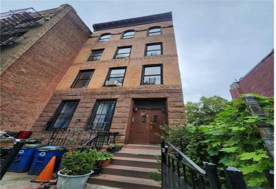 458 Halsey Street, Brooklyn, New York 11233, 15 Bedrooms Bedrooms, ,4 BathroomsBathrooms,Residential,For Sale,Halsey,486494