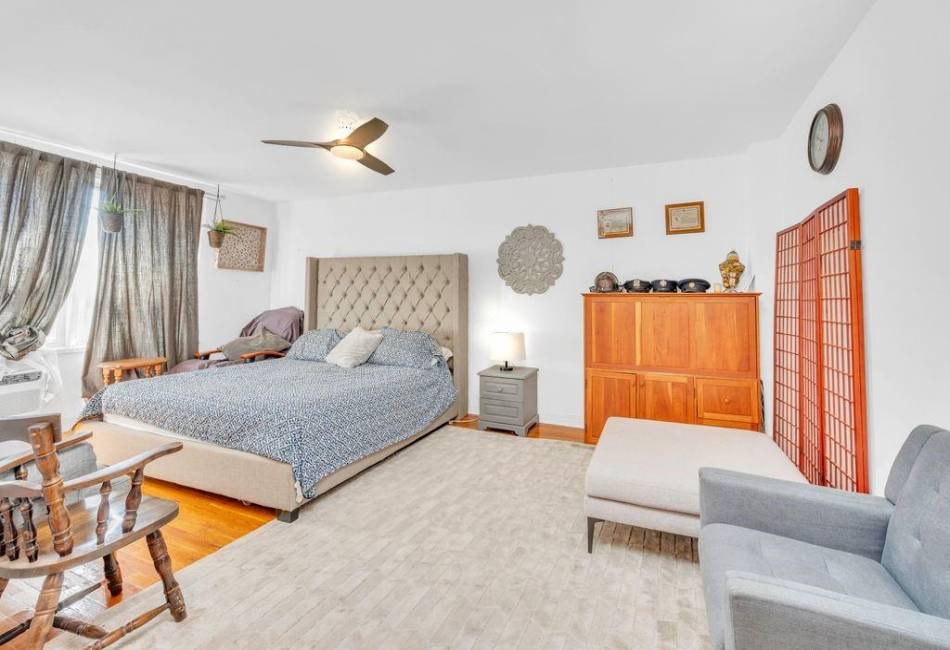 9201 Shore Road, Brooklyn, New York 11209, 3 Bedrooms Bedrooms, ,2 BathroomsBathrooms,Residential,For Sale,Shore,486389