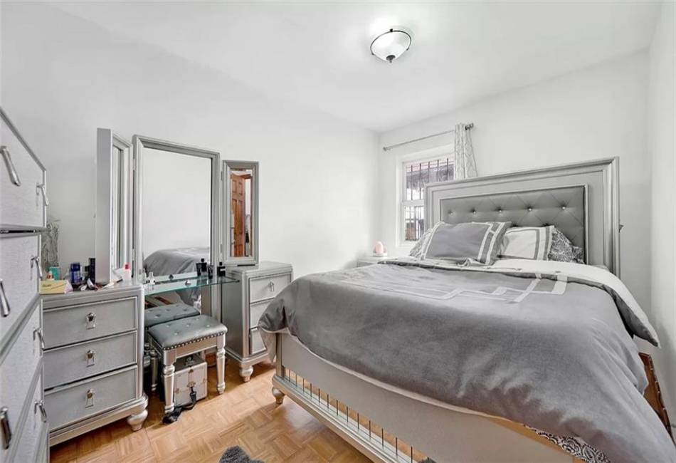 119 Bay 41st Street, Brooklyn, New York 11214, 3 Bedrooms Bedrooms, ,2 BathroomsBathrooms,Residential,For Sale,Bay 41st,486508