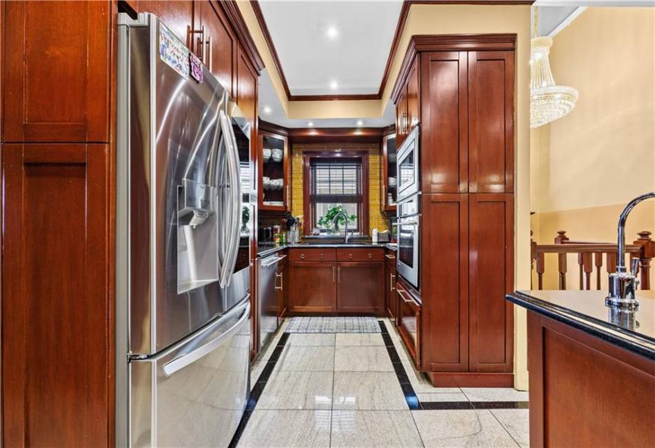 949 78th Street, Brooklyn, New York 11228, 7 Bedrooms Bedrooms, ,3 BathroomsBathrooms,Residential,For Sale,78th,486478
