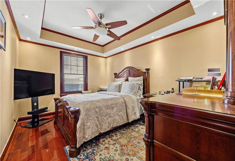 949 78th Street, Brooklyn, New York 11228, 7 Bedrooms Bedrooms, ,3 BathroomsBathrooms,Residential,For Sale,78th,486478