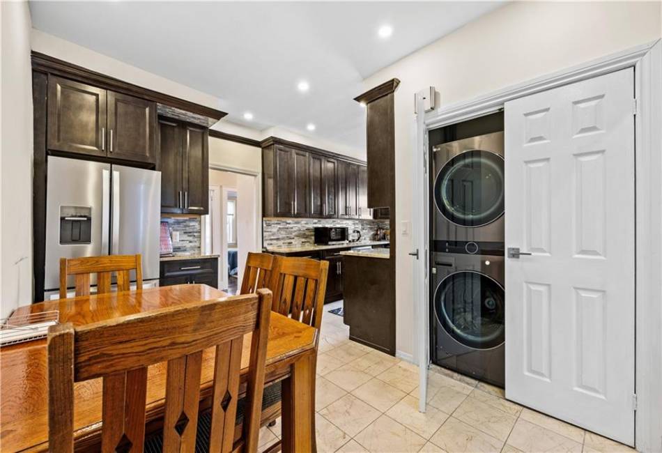949 78th Street, Brooklyn, New York 11228, 7 Bedrooms Bedrooms, ,3 BathroomsBathrooms,Residential,For Sale,78th,486478