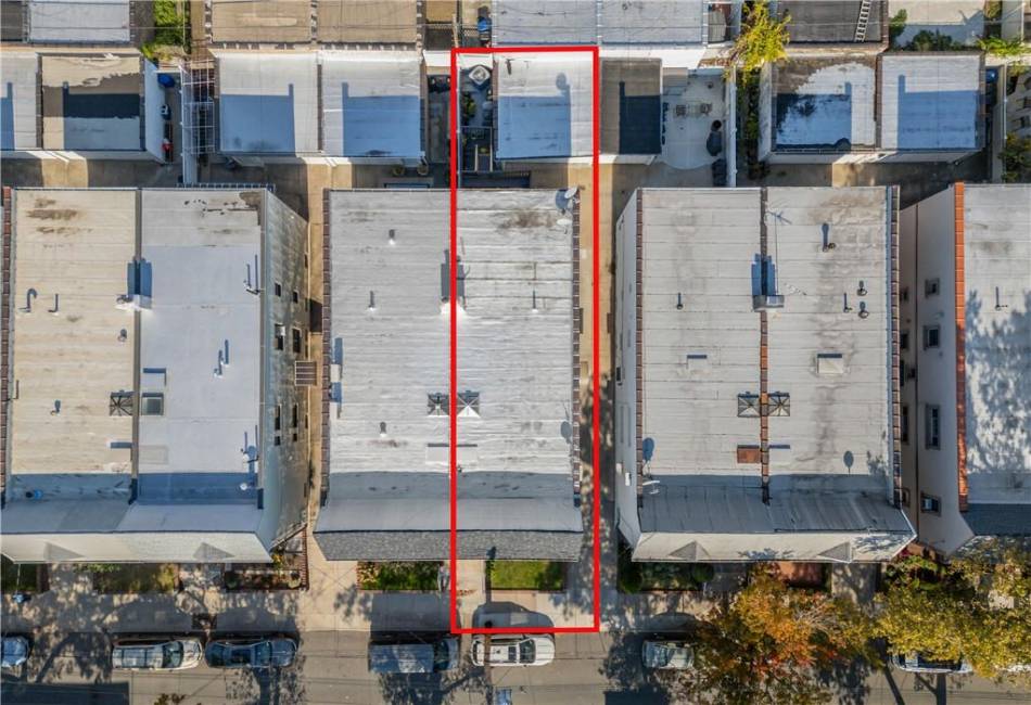 949 78th Street, Brooklyn, New York 11228, 7 Bedrooms Bedrooms, ,3 BathroomsBathrooms,Residential,For Sale,78th,486478