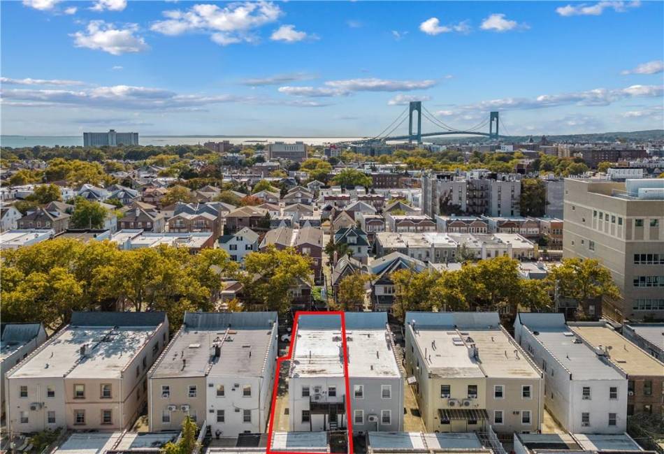 949 78th Street, Brooklyn, New York 11228, 7 Bedrooms Bedrooms, ,3 BathroomsBathrooms,Residential,For Sale,78th,486478