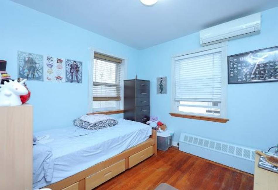 6806 Vista Place, Brooklyn, New York 11220, 3 Bedrooms Bedrooms, ,2 BathroomsBathrooms,Residential,For Sale,Vista,486547