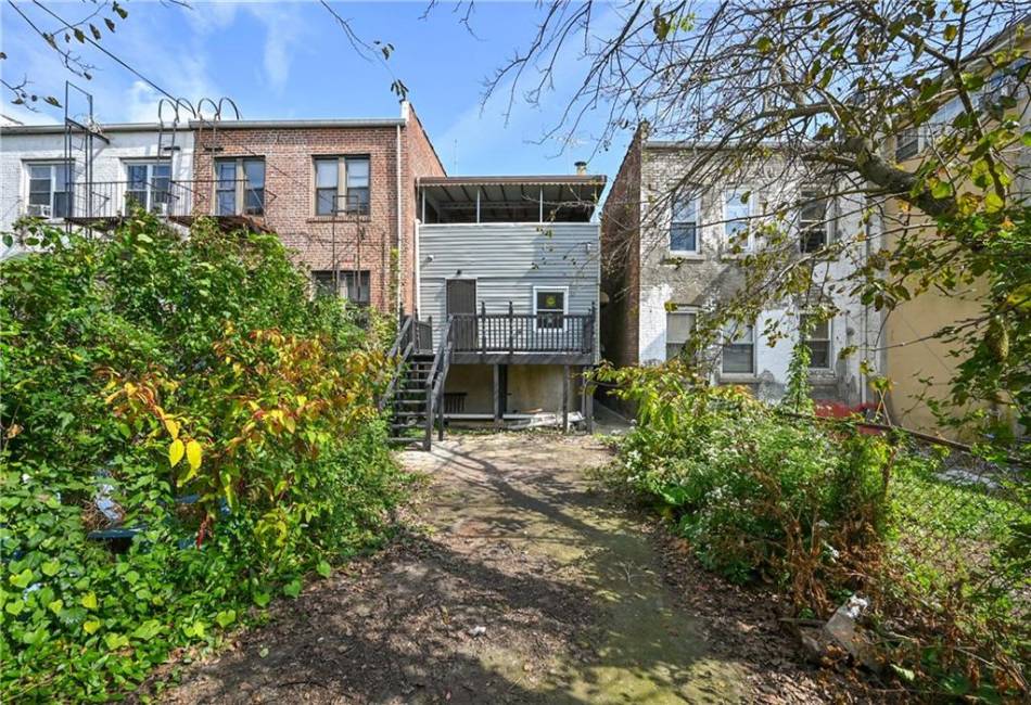 282 39th Street, Brooklyn, New York 11203, 5 Bedrooms Bedrooms, ,Residential,For Sale,39th,486553