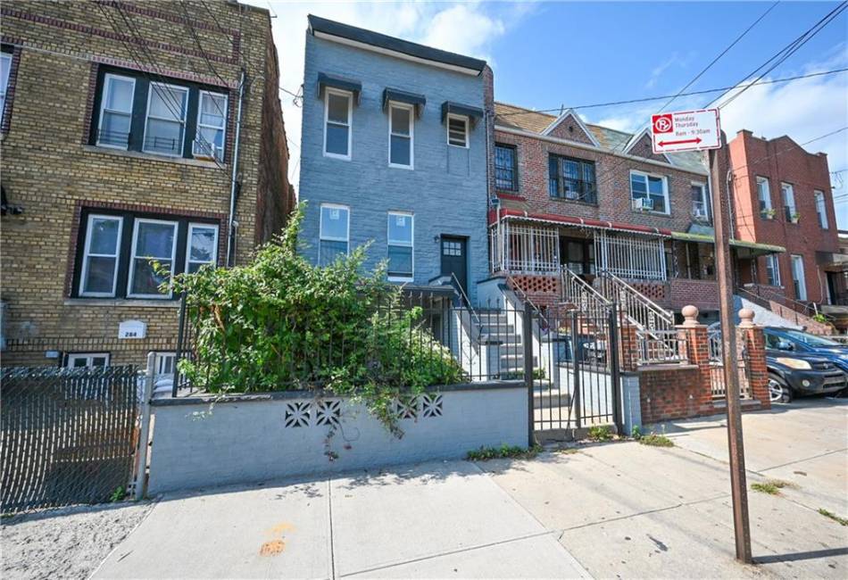 282 39th Street, Brooklyn, New York 11203, 5 Bedrooms Bedrooms, ,Residential,For Sale,39th,486553