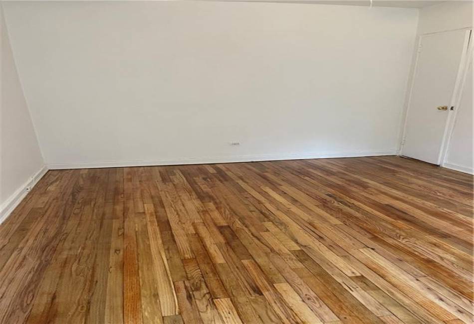 3510 Avenue H, Brooklyn, New York 11210, 1 Bedroom Bedrooms, ,1 BathroomBathrooms,Residential,For Sale,Avenue H,486554