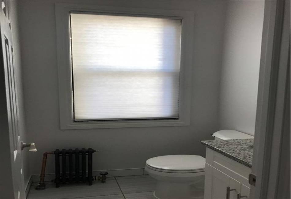 246 Dubois Avenue, Staten Island, New York 10310, 3 Bedrooms Bedrooms, ,2 BathroomsBathrooms,Residential,For Sale,Dubois,486565