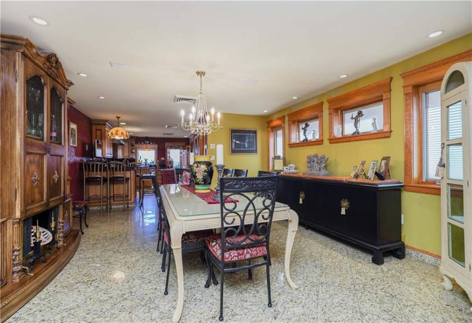 59-25 69th Lane, Queens, New York 11378, 3 Bedrooms Bedrooms, ,4 BathroomsBathrooms,Residential,For Sale,69th,486567