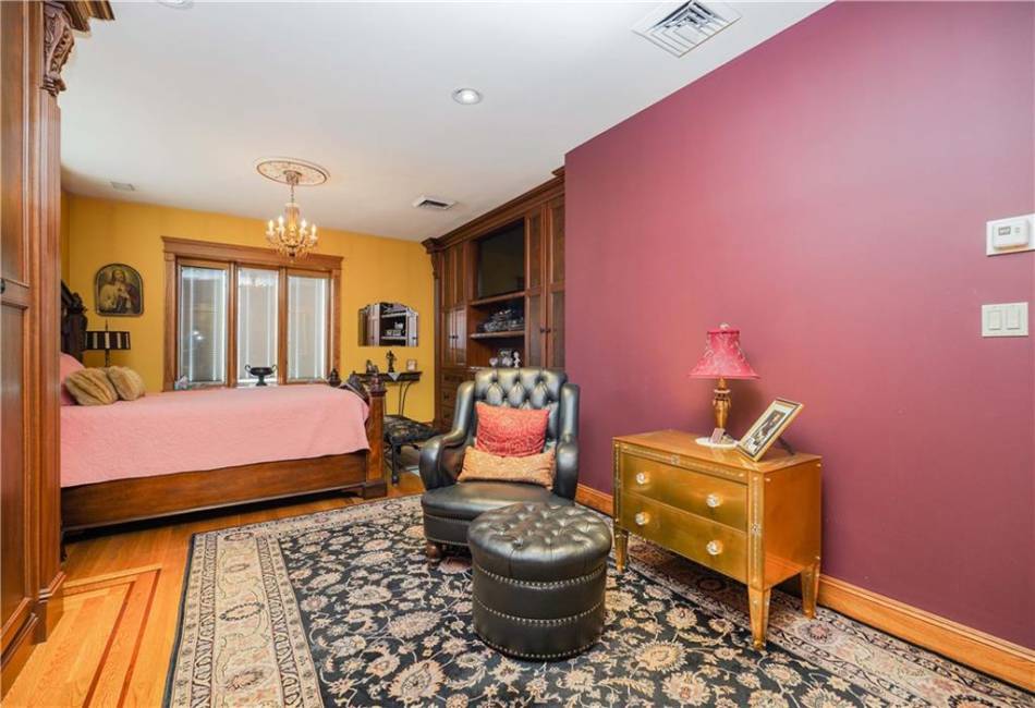 59-25 69th Lane, Queens, New York 11378, 3 Bedrooms Bedrooms, ,4 BathroomsBathrooms,Residential,For Sale,69th,486567