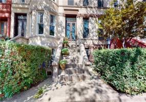 187 Fenimore Street, Brooklyn, New York 11225, 4 Bedrooms Bedrooms, ,3 BathroomsBathrooms,Residential,For Sale,Fenimore,486563