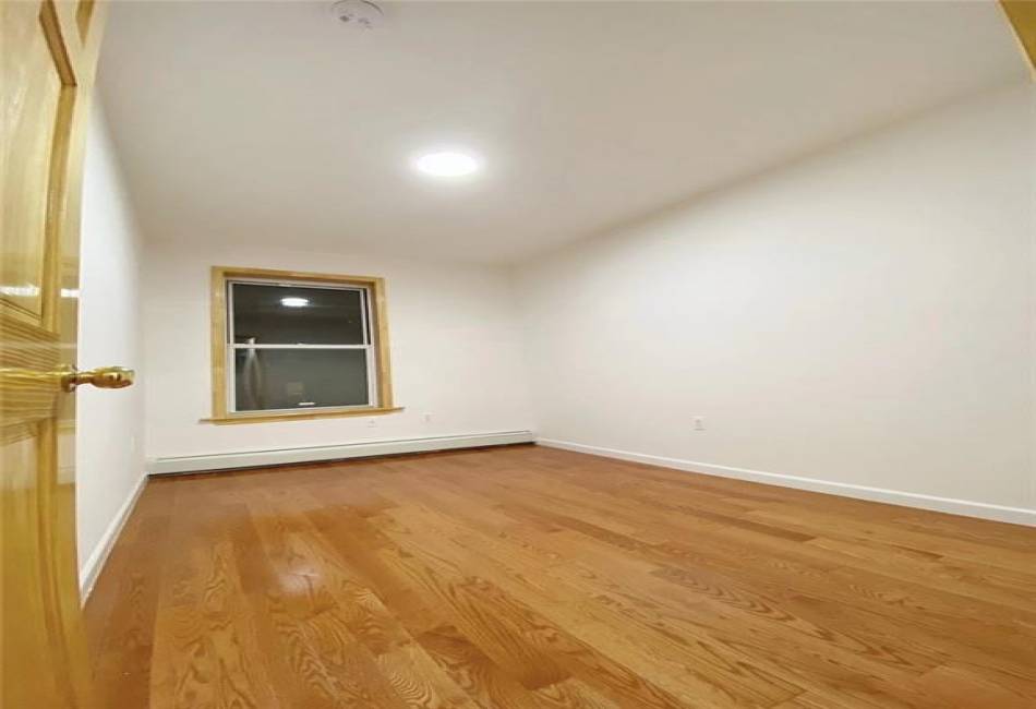 133 Gelston Avenue, Brooklyn, New York 11209, 7 Bedrooms Bedrooms, ,4 BathroomsBathrooms,Residential,For Sale,Gelston,486573