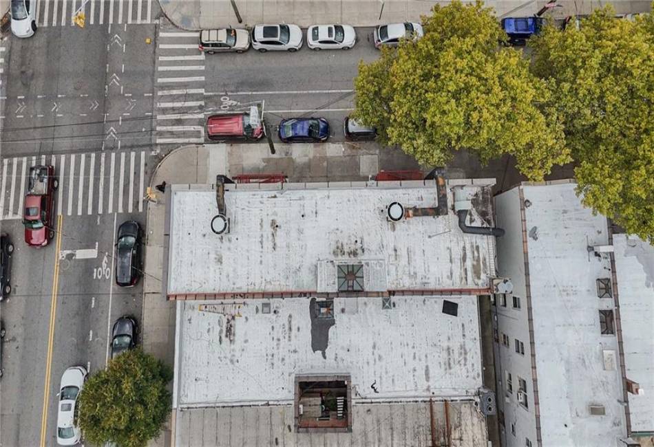 6524 11th Avenue, Brooklyn, New York 11219, ,Mixed Use,For Sale,11th,486578