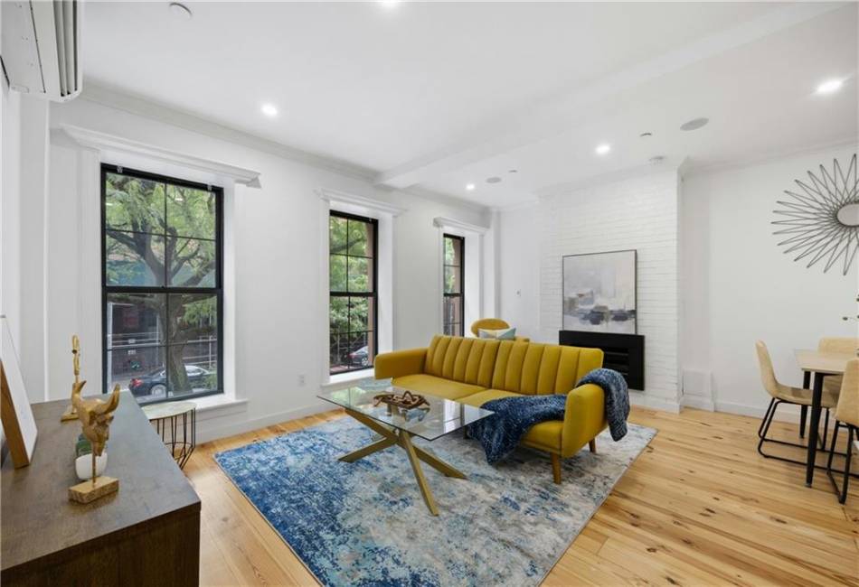 583 Putnam Avenue, Brooklyn, New York 11221, 2 Bedrooms Bedrooms, ,1 BathroomBathrooms,Residential,For Sale,Putnam,486579