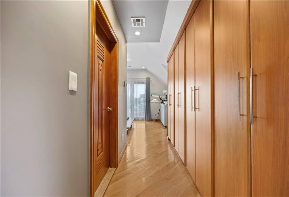 164 Oxford Street, Brooklyn, New York 11235, 3 Bedrooms Bedrooms, ,4 BathroomsBathrooms,Residential,For Sale,Oxford,486583