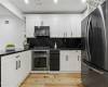 583 Putnam Avenue, Brooklyn, New York 11221, 2 Bedrooms Bedrooms, ,2 BathroomsBathrooms,Residential,For Sale,Putnam,486584