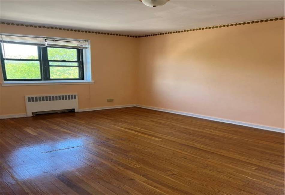 2821 Kings Highway, Brooklyn, New York 11229, 1 Bedroom Bedrooms, ,1 BathroomBathrooms,Residential,For Sale,Kings,481706