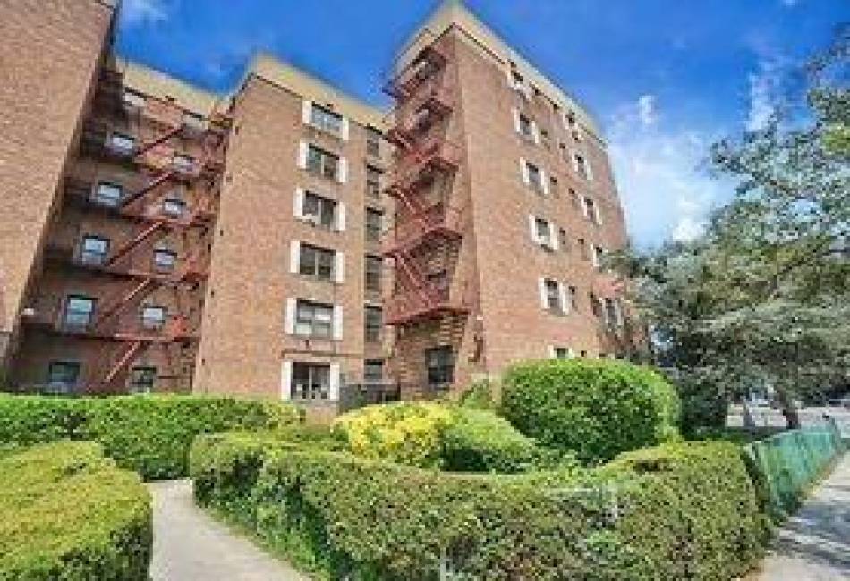 2821 Kings Highway, Brooklyn, New York 11229, 1 Bedroom Bedrooms, ,1 BathroomBathrooms,Residential,For Sale,Kings,481706