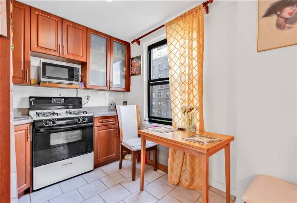 40 Brighton 1st Road, Brooklyn, New York 11235, ,1 BathroomBathrooms,Residential,For Sale,Brighton 1st,486613