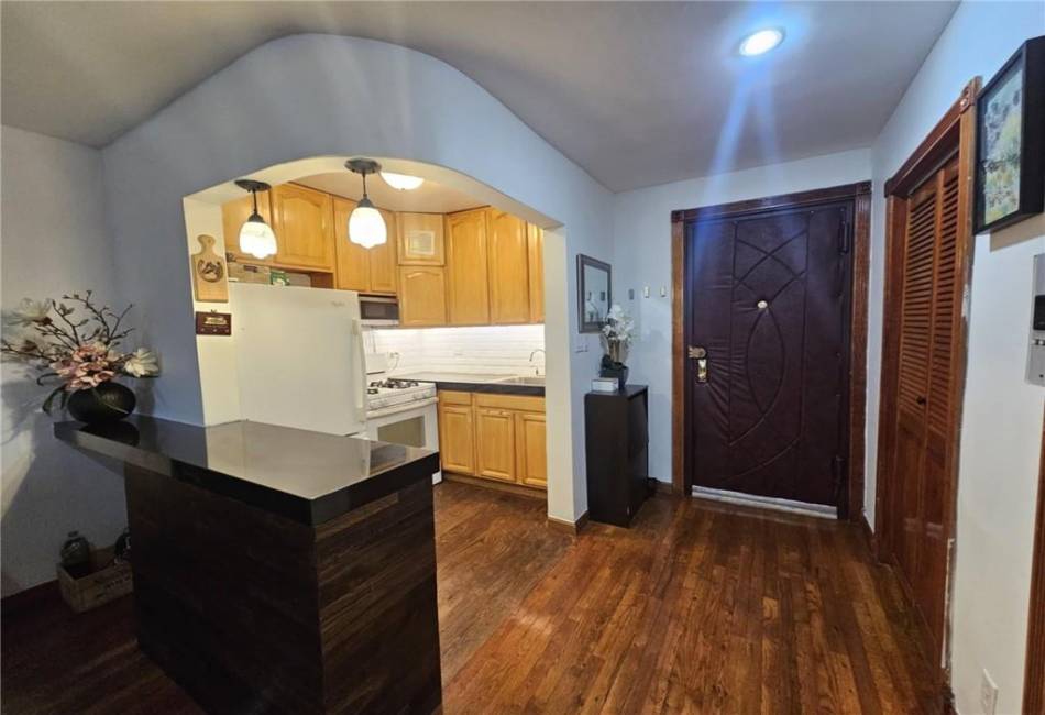 207 Ocean Parkway, Brooklyn, New York 11218, 1 Bedroom Bedrooms, ,1 BathroomBathrooms,Residential,For Sale,Ocean,486620