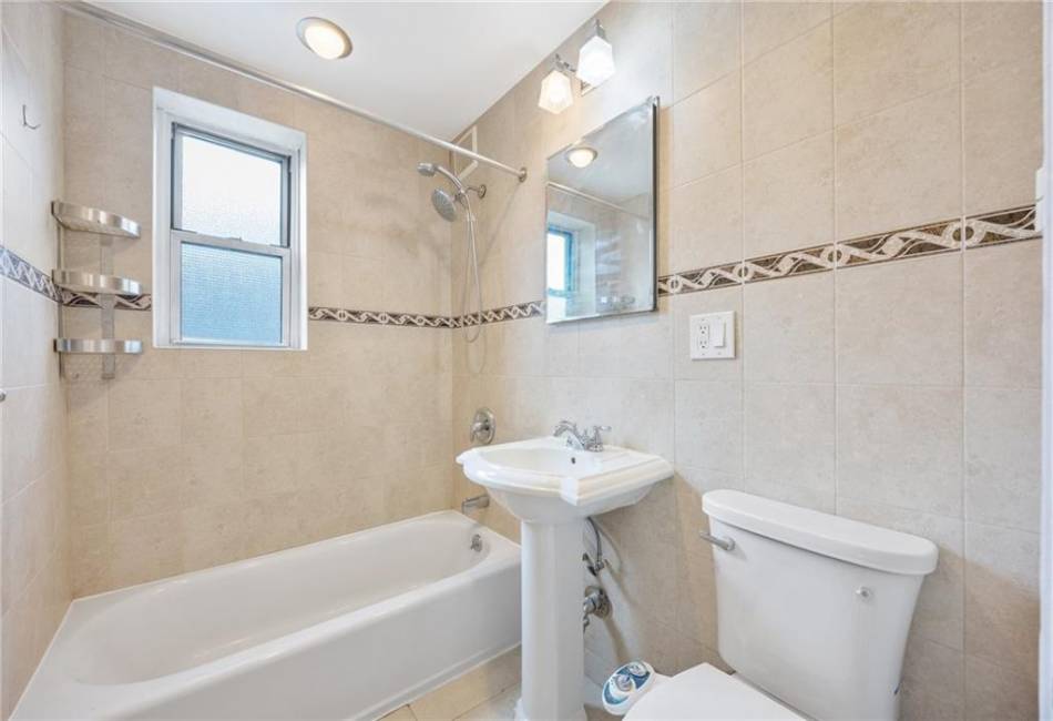 2600 21st Street, Brooklyn, New York 11235, 1 Bedroom Bedrooms, ,1 BathroomBathrooms,Residential,For Sale,21st,486636