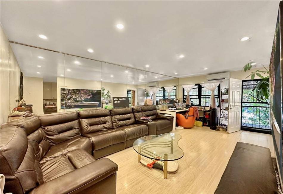 145 Bay 41st Street, Brooklyn, New York 11214, 4 Bedrooms Bedrooms, ,Residential,For Sale,Bay 41st,486586