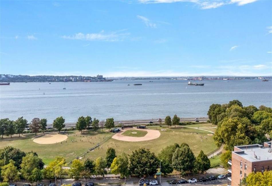 7523 Narrows Avenue, Brooklyn, New York 11209, 6 Bedrooms Bedrooms, ,3 BathroomsBathrooms,Residential,For Sale,Narrows,486479