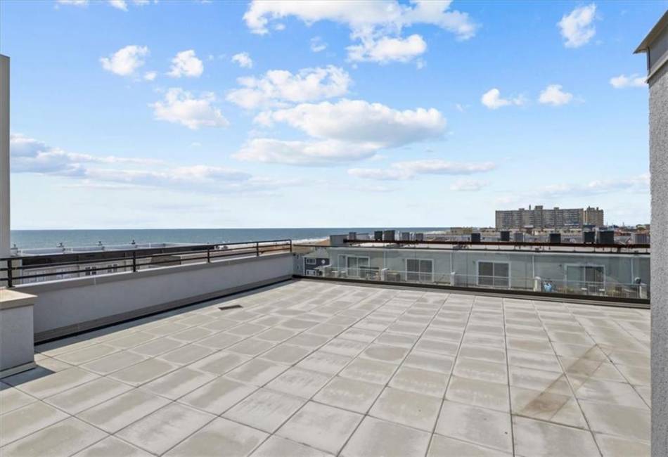 157 Beach 96th Street, Queens, New York 11693, 2 Bedrooms Bedrooms, ,2 BathroomsBathrooms,Rental,For Sale,Beach 96th,486667