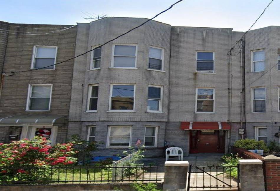 1122 39th Street, Brooklyn, New York 11218, 7 Bedrooms Bedrooms, ,3 BathroomsBathrooms,Residential,For Sale,39th,486653